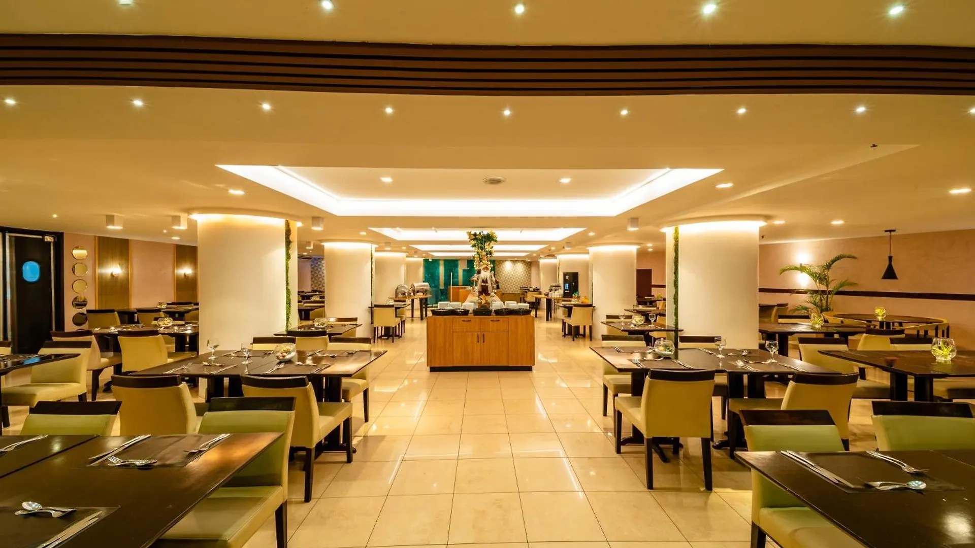 Oasis Imperial & Fortaleza