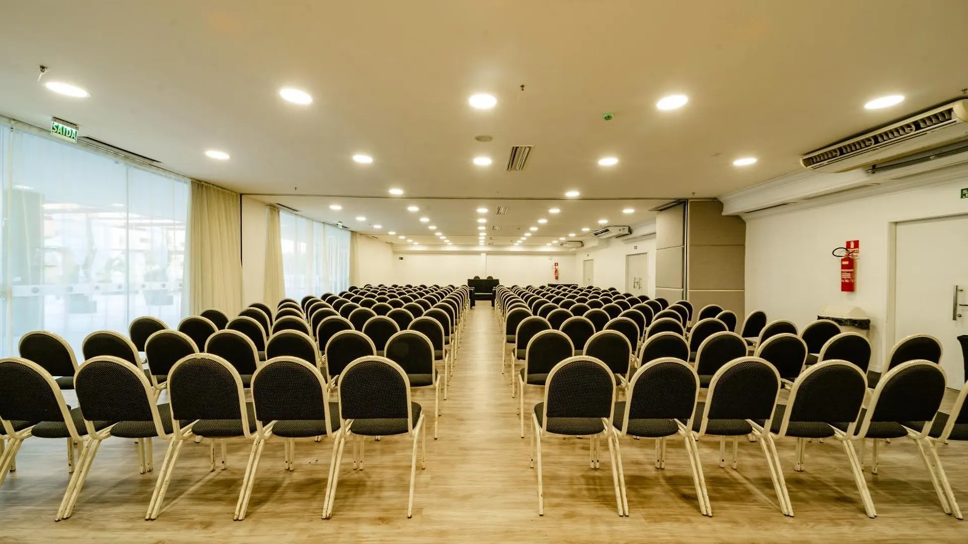 Oasis Imperial & Fortaleza פורטאלזה